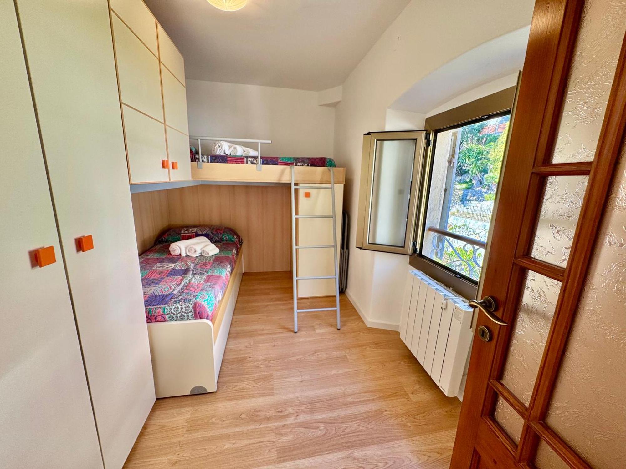 Kiss Of Sea - Balzi Rossi & Baia Beniamin Apartment Ventimiglia Luaran gambar